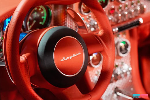 Spyker C8 Aileron