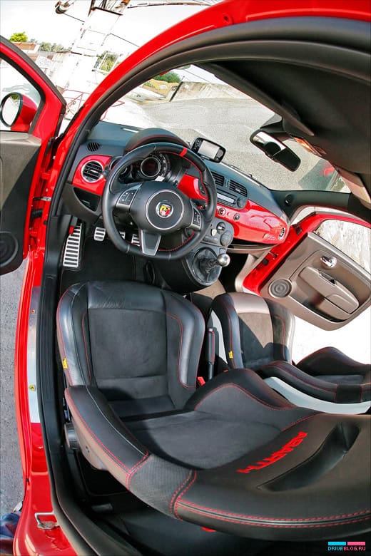 Pogea Racing Fiat 500 Abarth Ferrari Dealers Edition