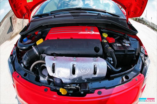 Pogea Racing Fiat 500 Abarth Ferrari Dealers Edition