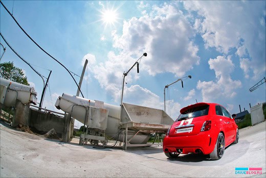 Pogea Racing Fiat 500 Abarth Ferrari Dealers Edition