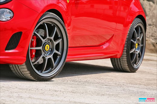 Pogea Racing Fiat 500 Abarth Ferrari Dealers Edition