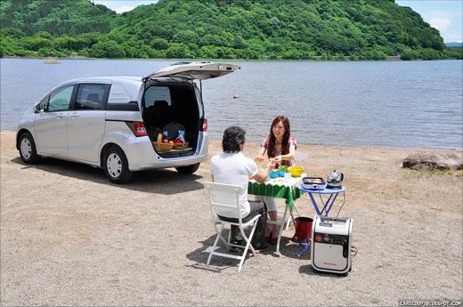 Honda Freed Spike