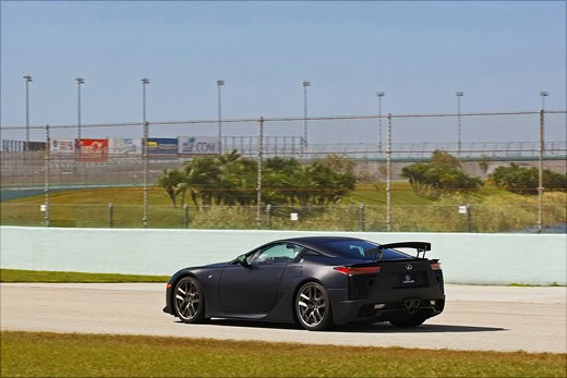 Lexus LFA