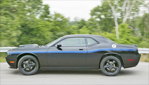 Dodge Mopar ’10 Challenger R/T