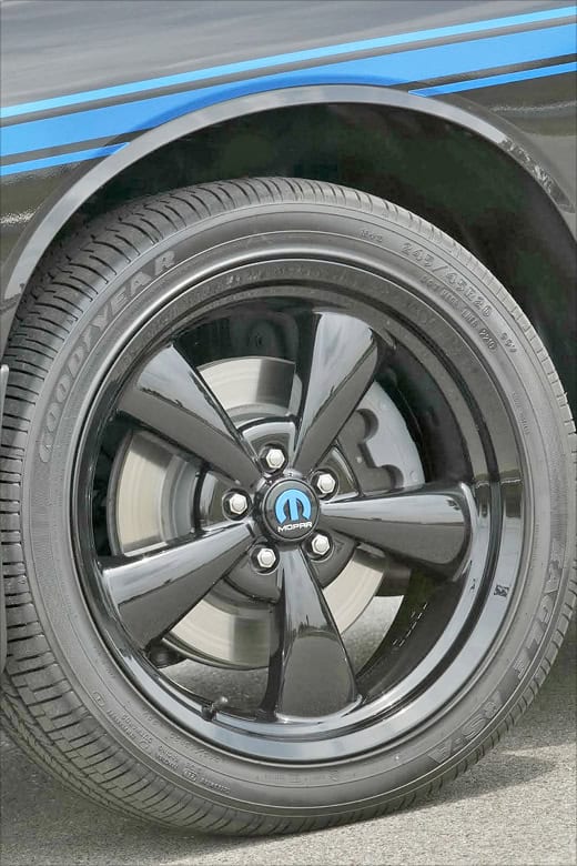 Dodge Mopar ’10 Challenger R/T