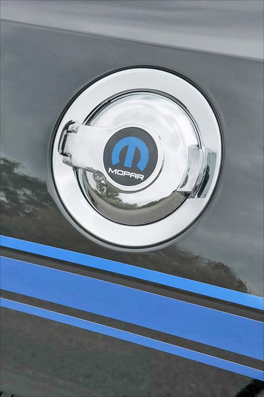 Dodge Mopar ’10 Challenger R/T