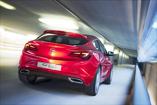 Opel Astra GTC Paris