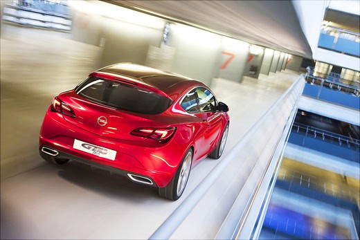 Opel Astra GTC Paris