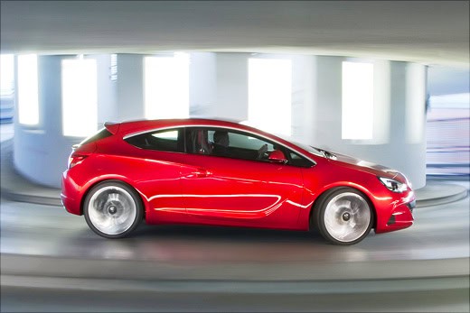 Opel Astra GTC Paris