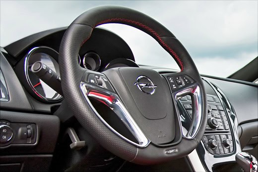 Opel Astra GTC Paris