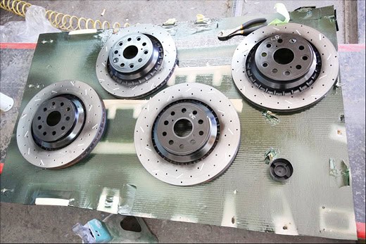 Fox Marketing Lexus LS 600h L