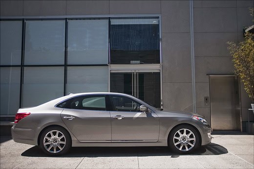 Hyundai Equus