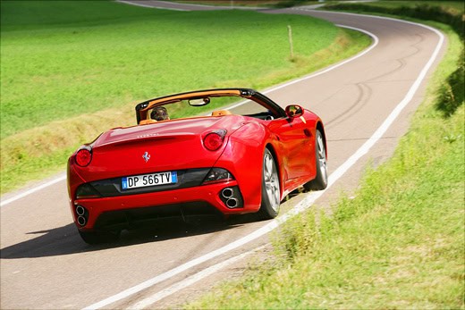 Paris Auto Show 2010: Ferrari California HELE
