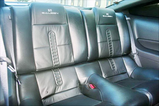 Ford Mustang Decepticon