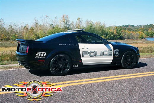 Ford Mustang Decepticon