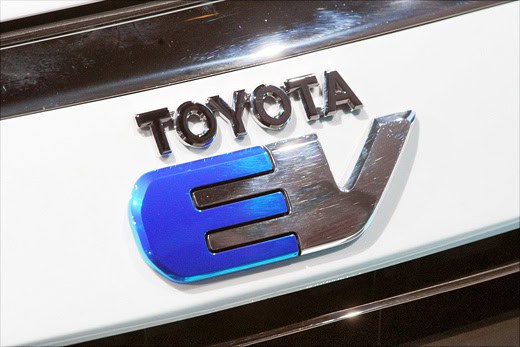 Los Angeles Auto Show 2010: Toyota RAV4 EV