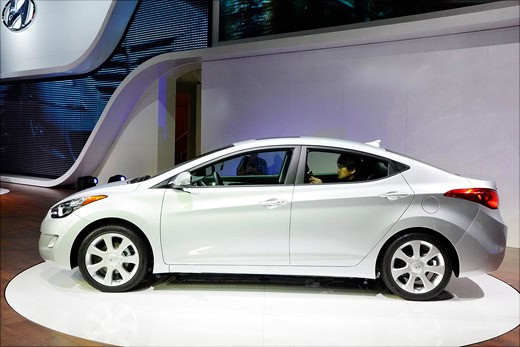 Los Angeles Auto Show 2010: Hyundai Elantra