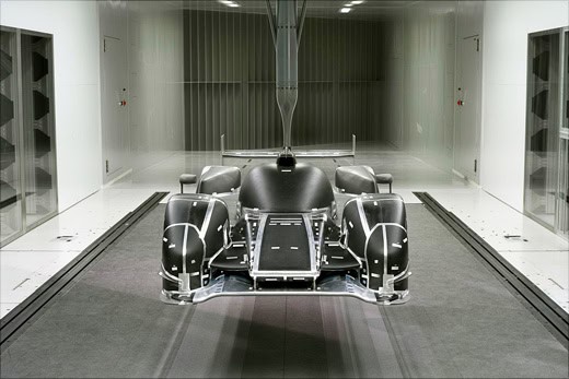 Audi R18