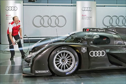 Audi R18