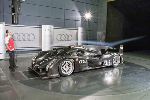 Audi R18