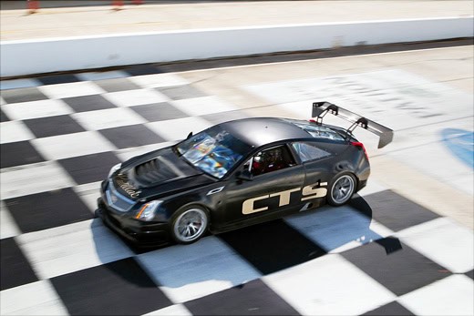 Cadillac CTS-V Coupe Racer