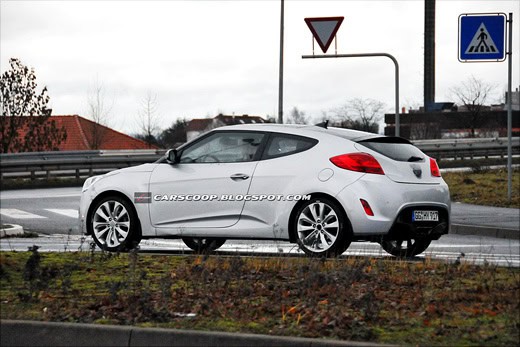 Hyundai Veloster Coupe
