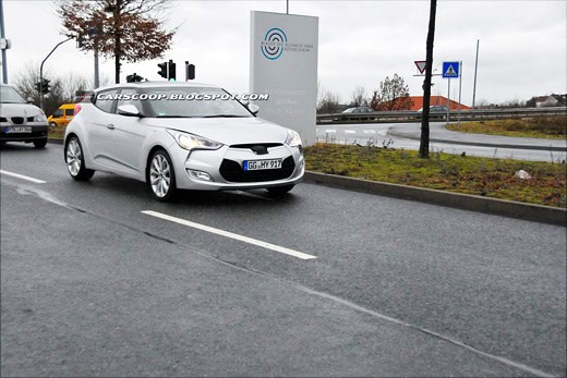 Hyundai Veloster Coupe