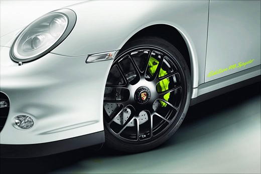 Porsche 911 Turbo S Edition 918 Spyder