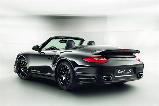 Porsche 911 Turbo S Edition 918 Spyder