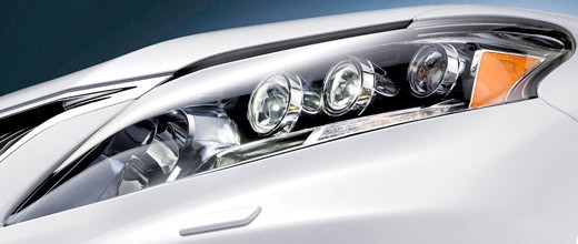 Первый хэтчбек Lexus CT 200h, еще и гибрид